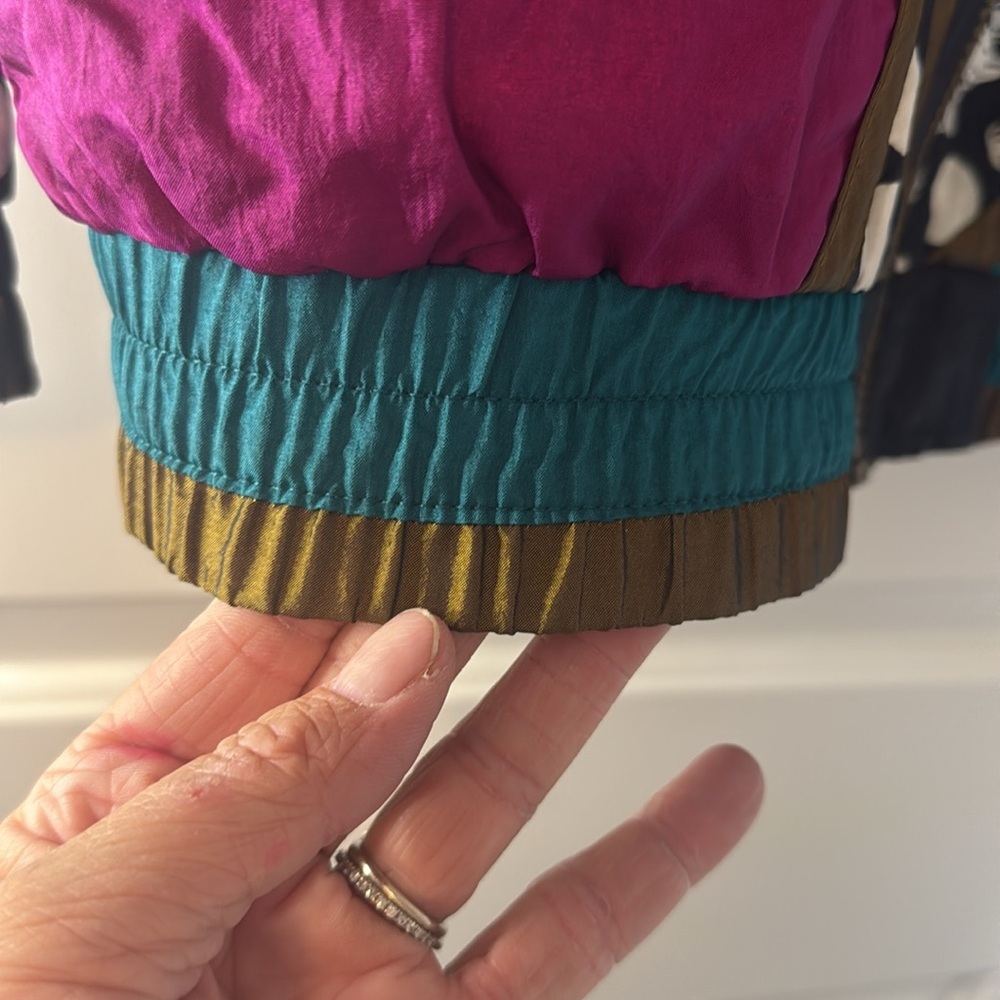 Vintage 90's Lavon Cheerful Windbreaker Jacket Women's Size PM Geometric Pattern - Picture 7 of 9